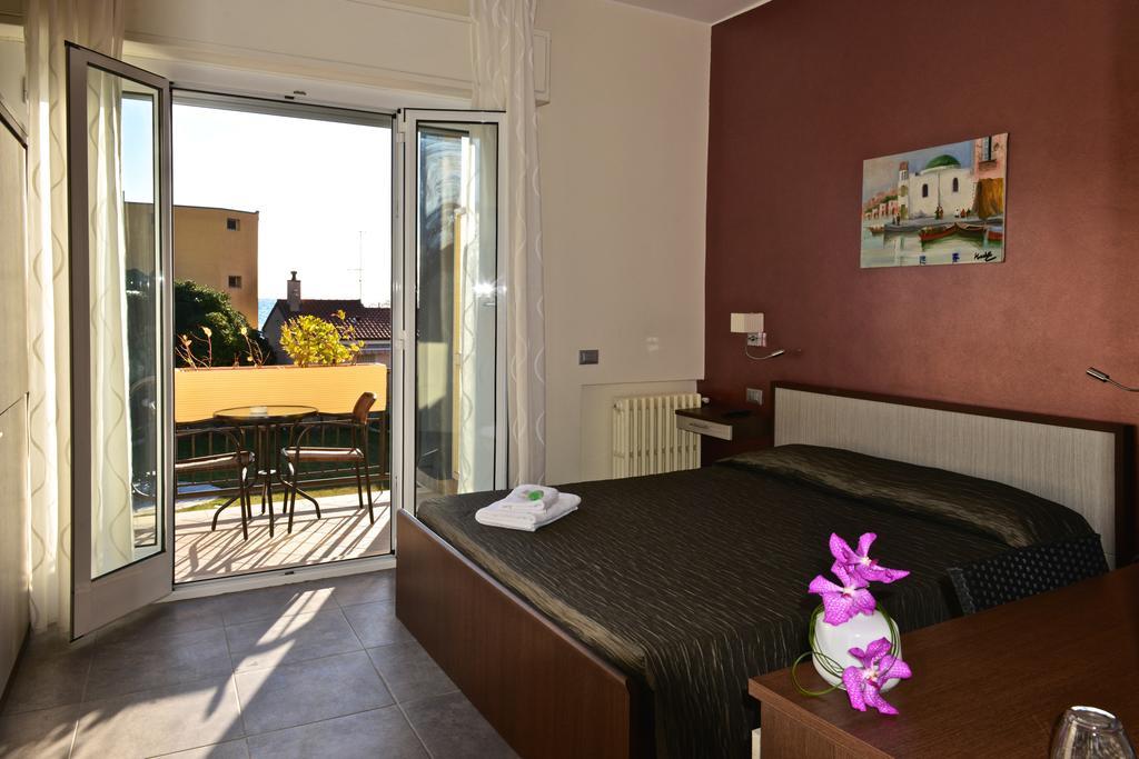 Villa Le Logge Ventimiglia Oda fotoğraf